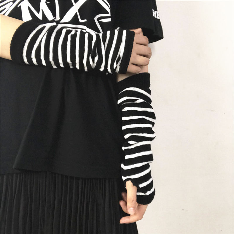 Anime Gloves Cosplay Darkly Ninja Mitten Oversleeve Man Women Fashion Sun Block Keep Warm Cuff Lolita Fingerless Arm Warmers