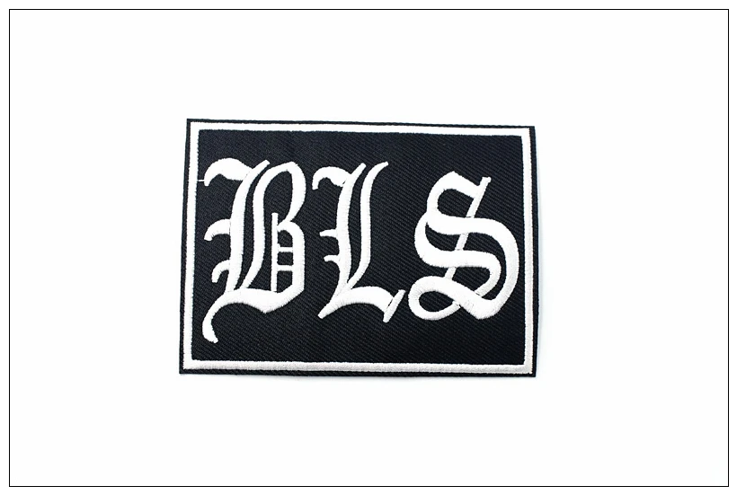 ROCK BAND Iron On Patches Cloth Mend Decorate Clothes Apparel Sewing Decoration Applique Badges Heavy Metal MUSIC