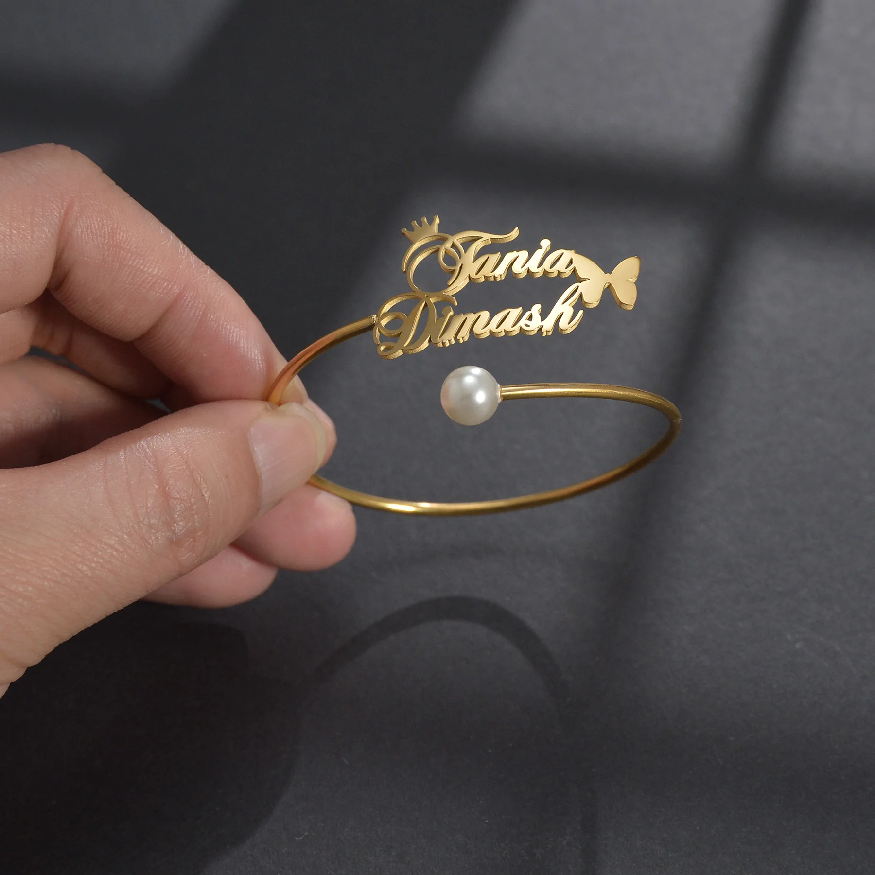 Atoztide Customized Letter Name Bracelet Personalized Custom Bangles for Women Men Stainless Steel Chrismas Jewelry Gift